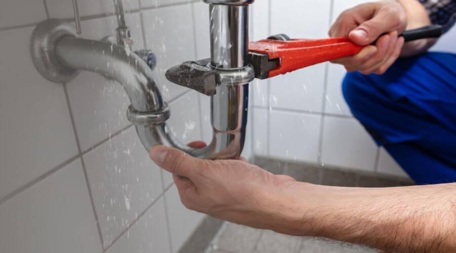 Professional Leak Detection services in Des Lacs, ND